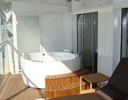 Oasis of the Seas Allure of the Seas Presidential suite