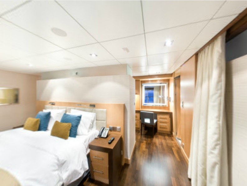 Oasis of the Seas Allure of the Seas Royal Loft master bedroom